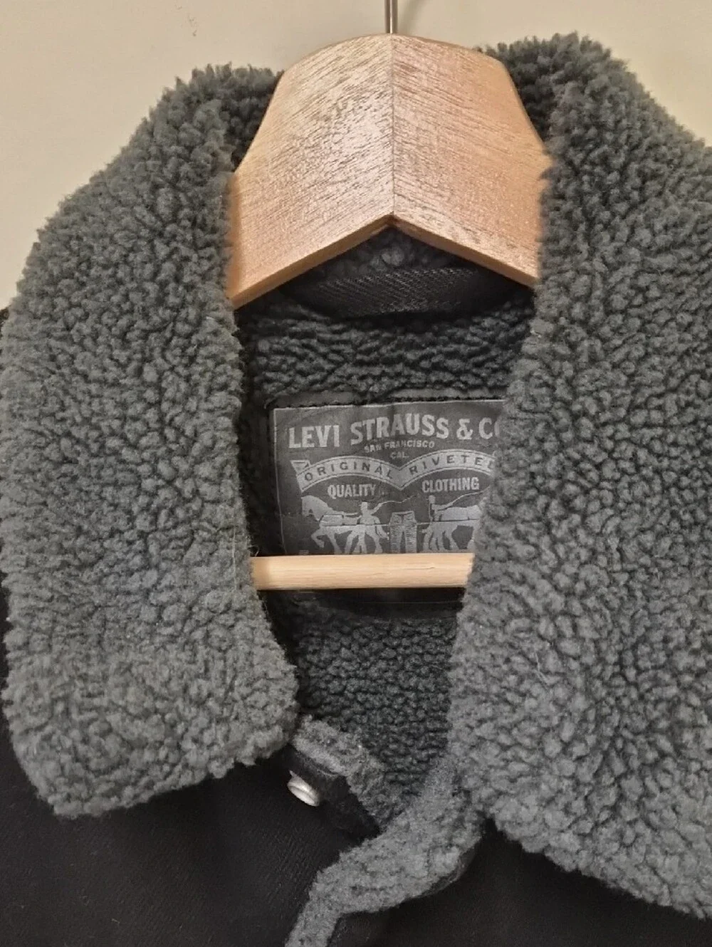 Levi's Black Denim Sherpa Collar Jacket Size M